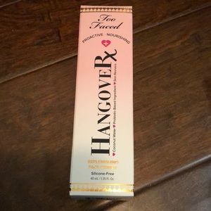 Too Faced Hangover Refreshing Face Primer